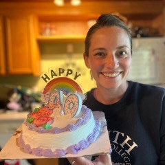 Laurie profile picture