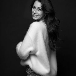 Elana profile picture