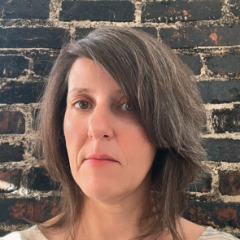 Lara profile picture