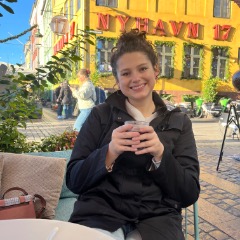 Bella profile picture